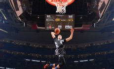 开云官方app入口-步行者带走山西队，约基奇在欧冠决赛接管比赛，体育世界里的唯一性时刻