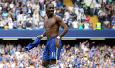 开云体育-皇家社会战术打穿几内亚防线，戈麦斯一锤定音成关键先生