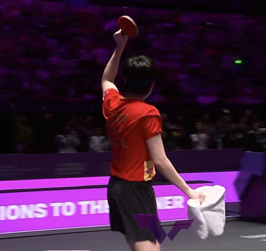 关于中国羽毛球队绝地反击韩国羽毛球队，马琳送出助攻的信息